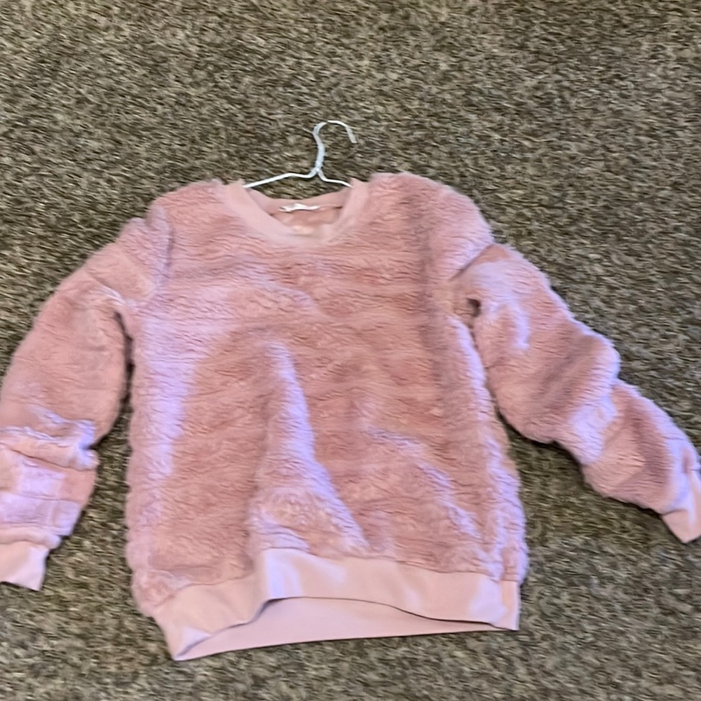 Pink fluffy long sleeve